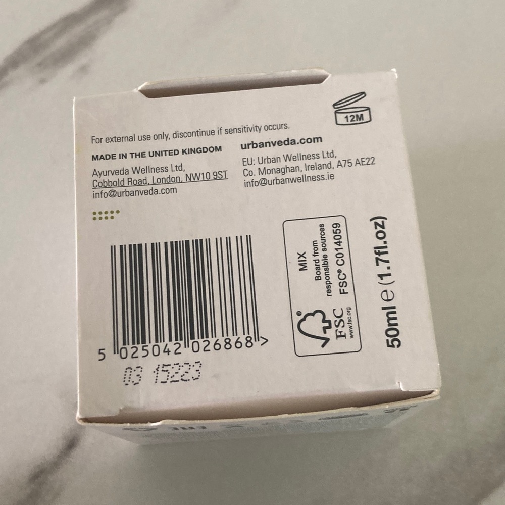 Urban Veda Neem + Tea Tree Oil-Control Purifying Day Cream — Green - Picture 9 of 15